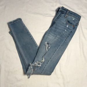Aeropostale Ripped Skinny Jeans